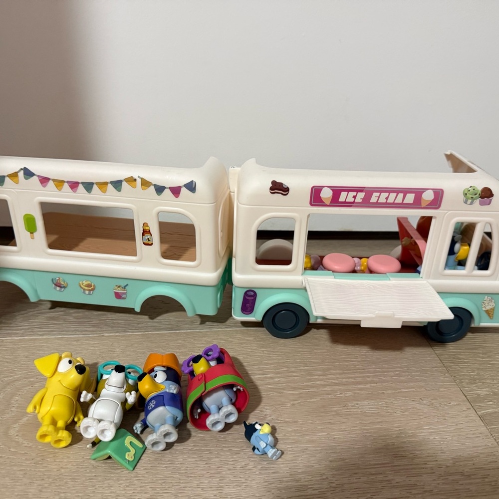 Bluey’s ice cream truck